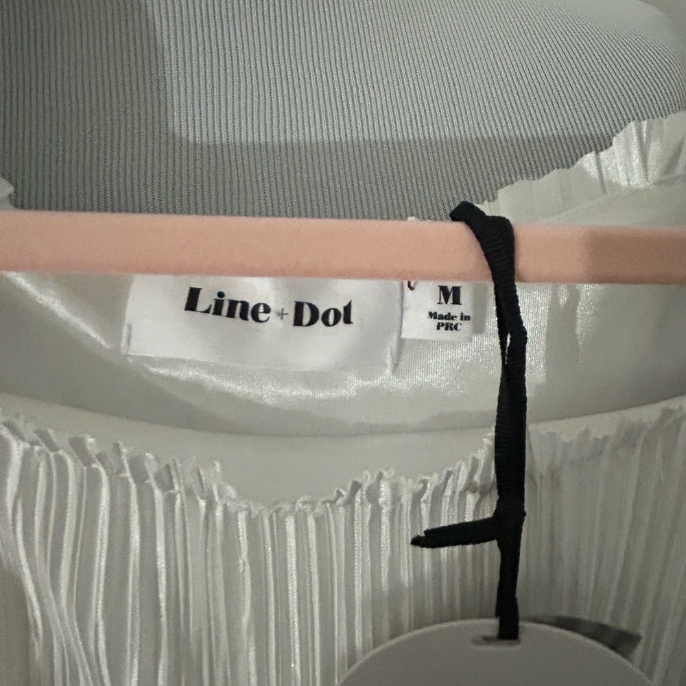 Line & Dot Dress with ribbon ties and pleats NWT - Picture 4 of 7